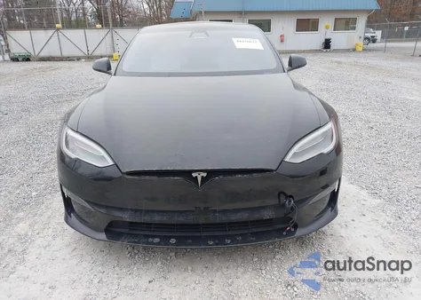 2021 Tesla Model S Plaid Tri Motor All-Wheel Drive z USA, uszkodzony, nr VIN 5YJSA1E68MF453413